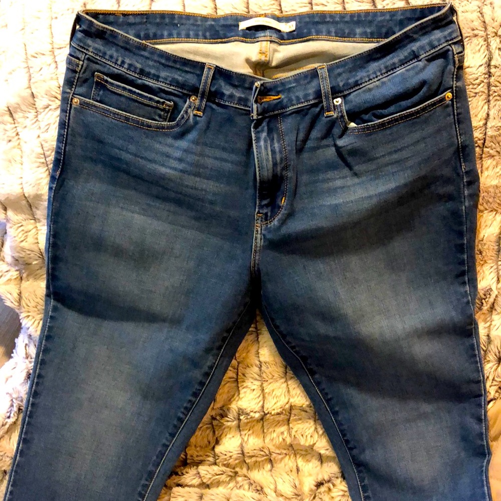 Levi’s 711 Skinny Jeans Size 33